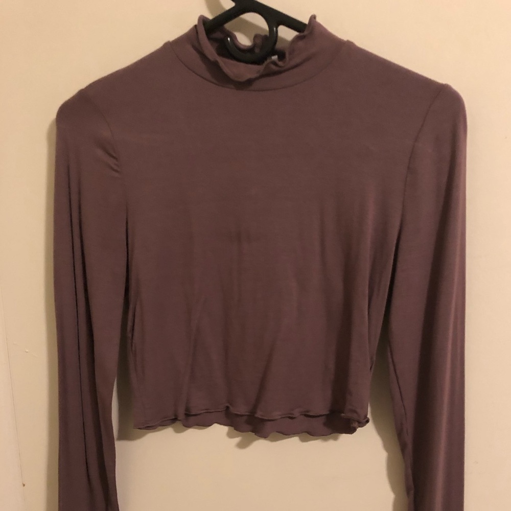 Tobi muave long sleeve crop